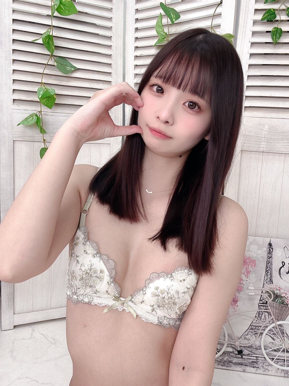 爱衣 4