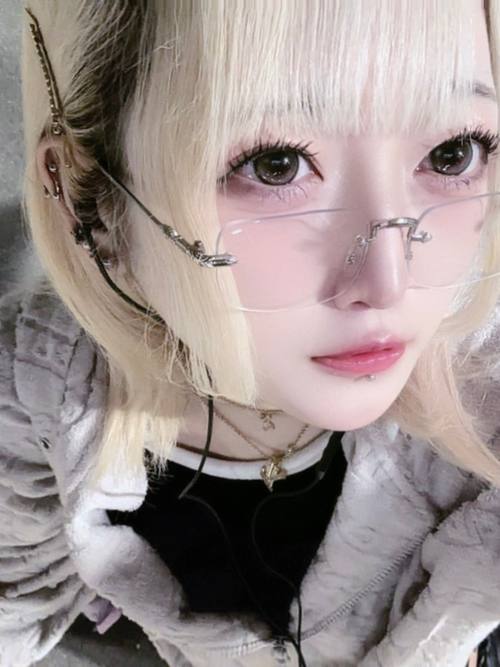 瑠唯