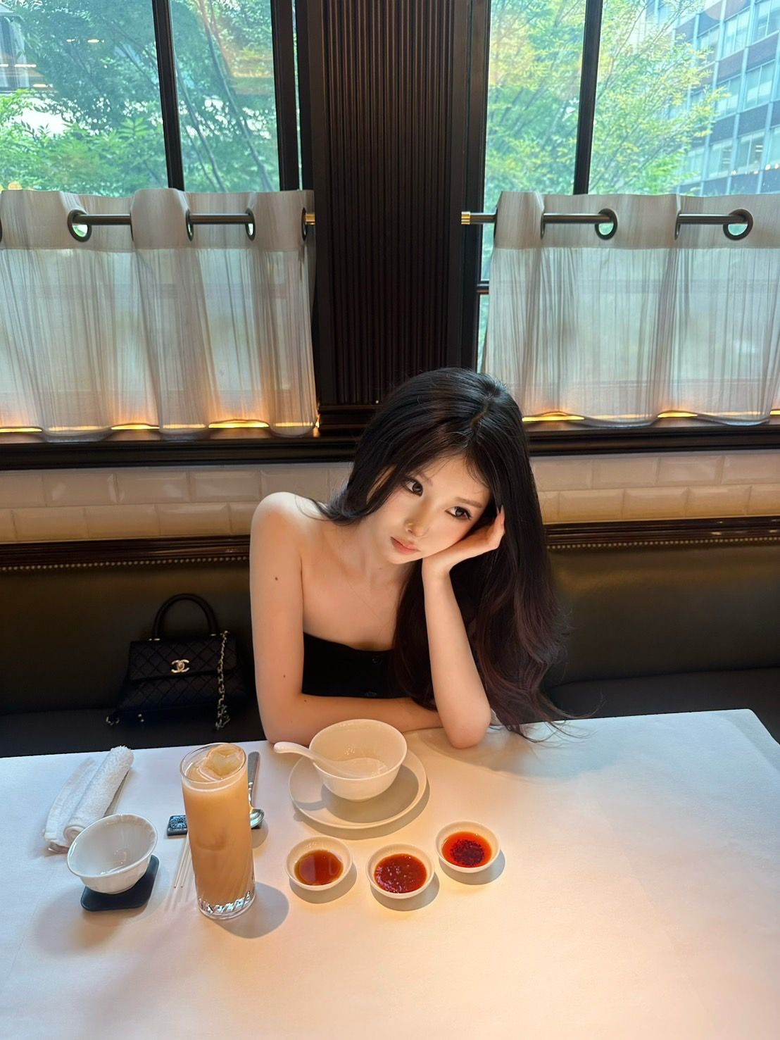 晏 4